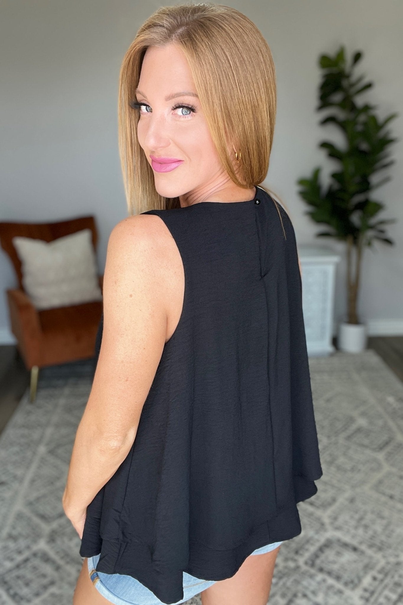 Double Tiered Flare Tank in Black (Online Exclusive) - Uptown Boutique Ramona