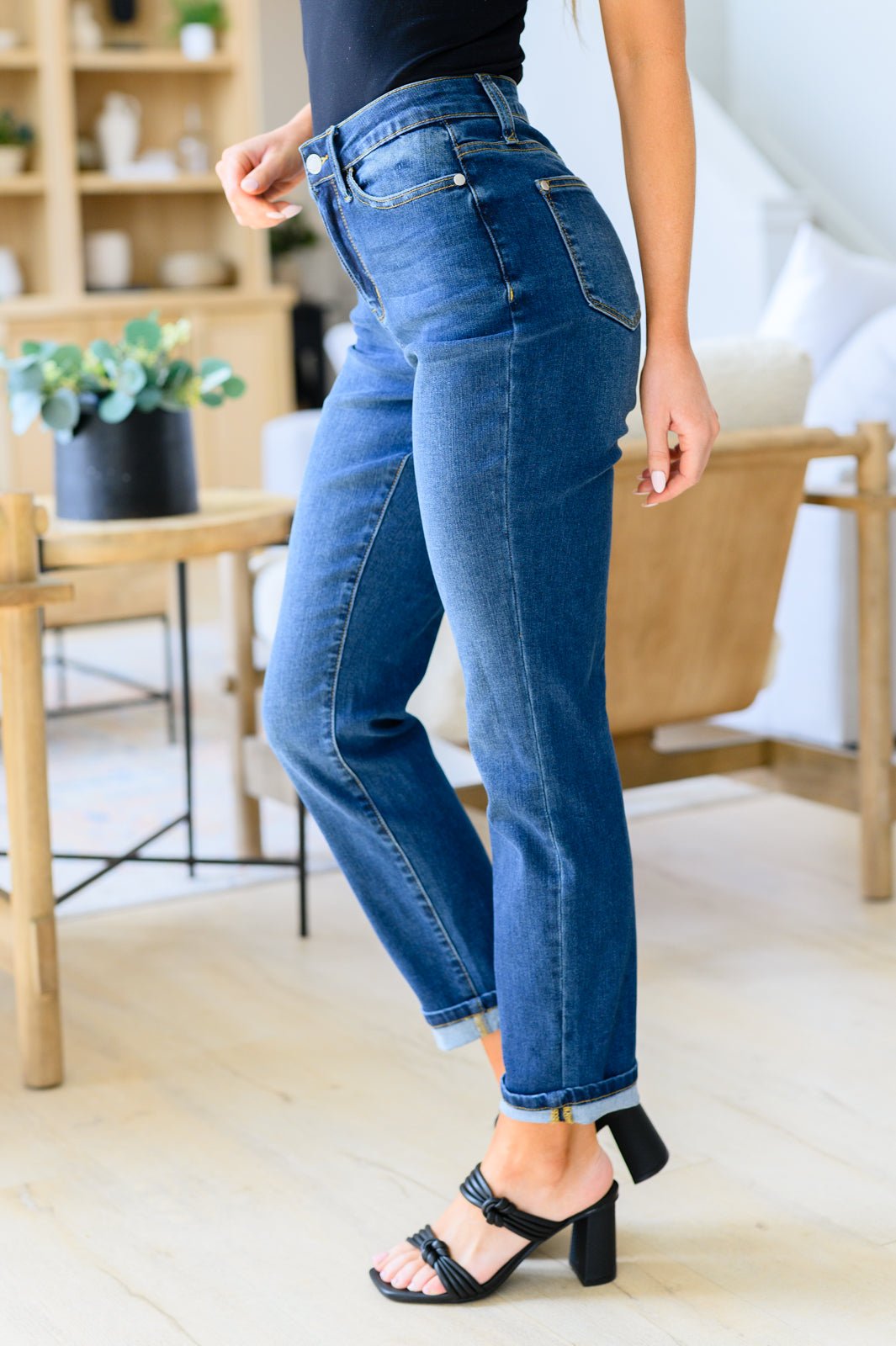 Downtown High Rise Boyfriend Jeans (Online Exclusive) - Uptown Boutique Ramona