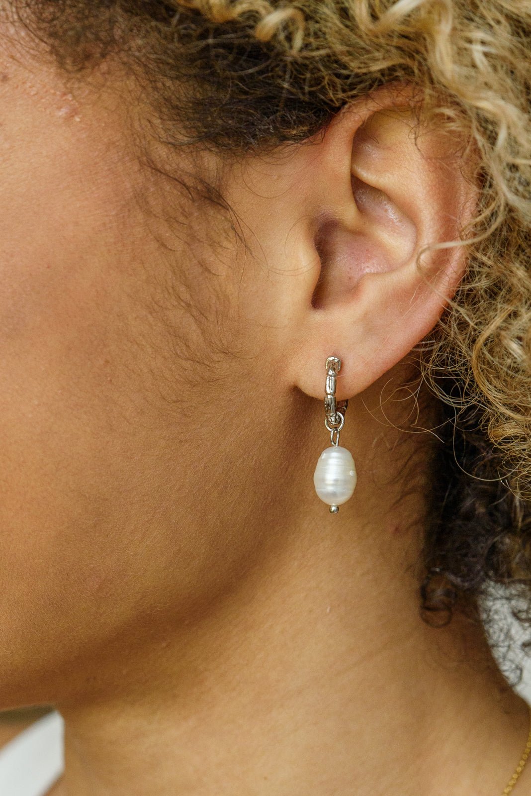 Drops Of Pearl Earrings In Silver (Online Exclusive) - Uptown Boutique Ramona