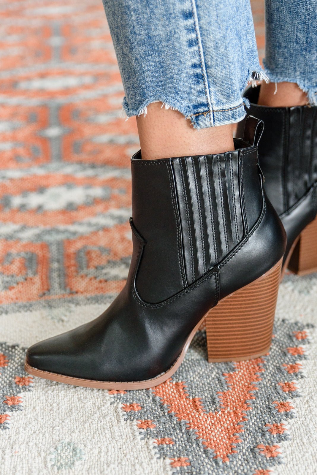 Easy As That Ankle Boots In Black (Online Exclusive) - Uptown Boutique Ramona