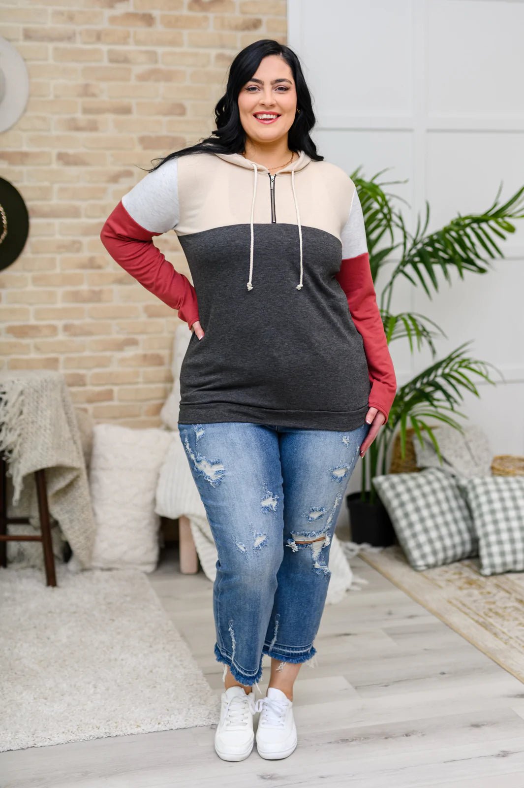 Edge of The Mountain Hooded Pullover (Online Exclusive) - Uptown Boutique Ramona