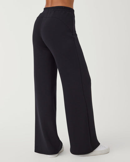 SPANX® AirEssentials Wide Leg Pant