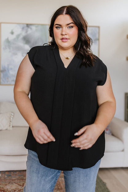 Elevate Everyday Blouse in Black (Online Exclusive) - Uptown Boutique Ramona