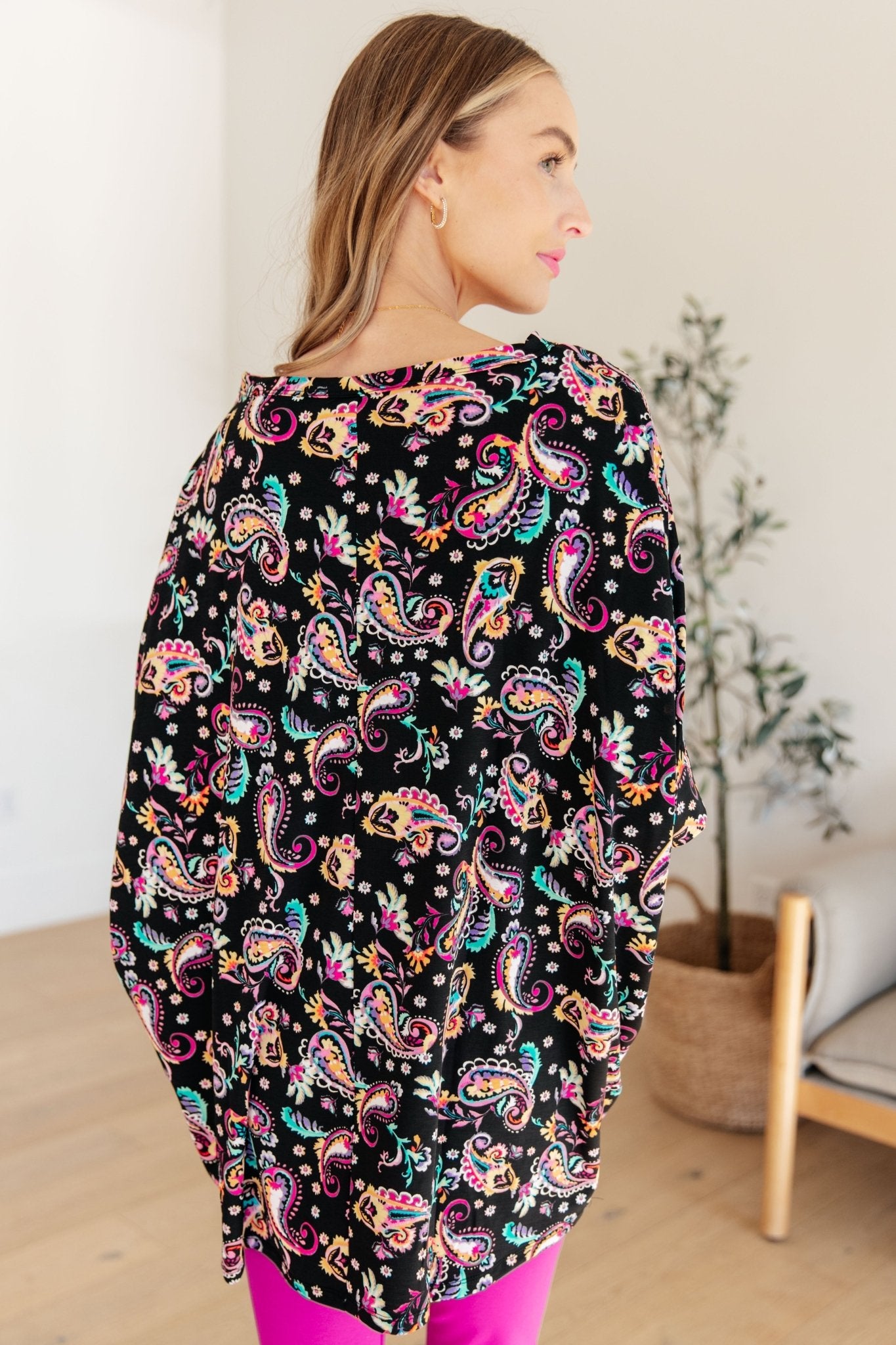 Essential Blouse in Black and Pink Paisley (Online Exclusive) - Uptown Boutique Ramona