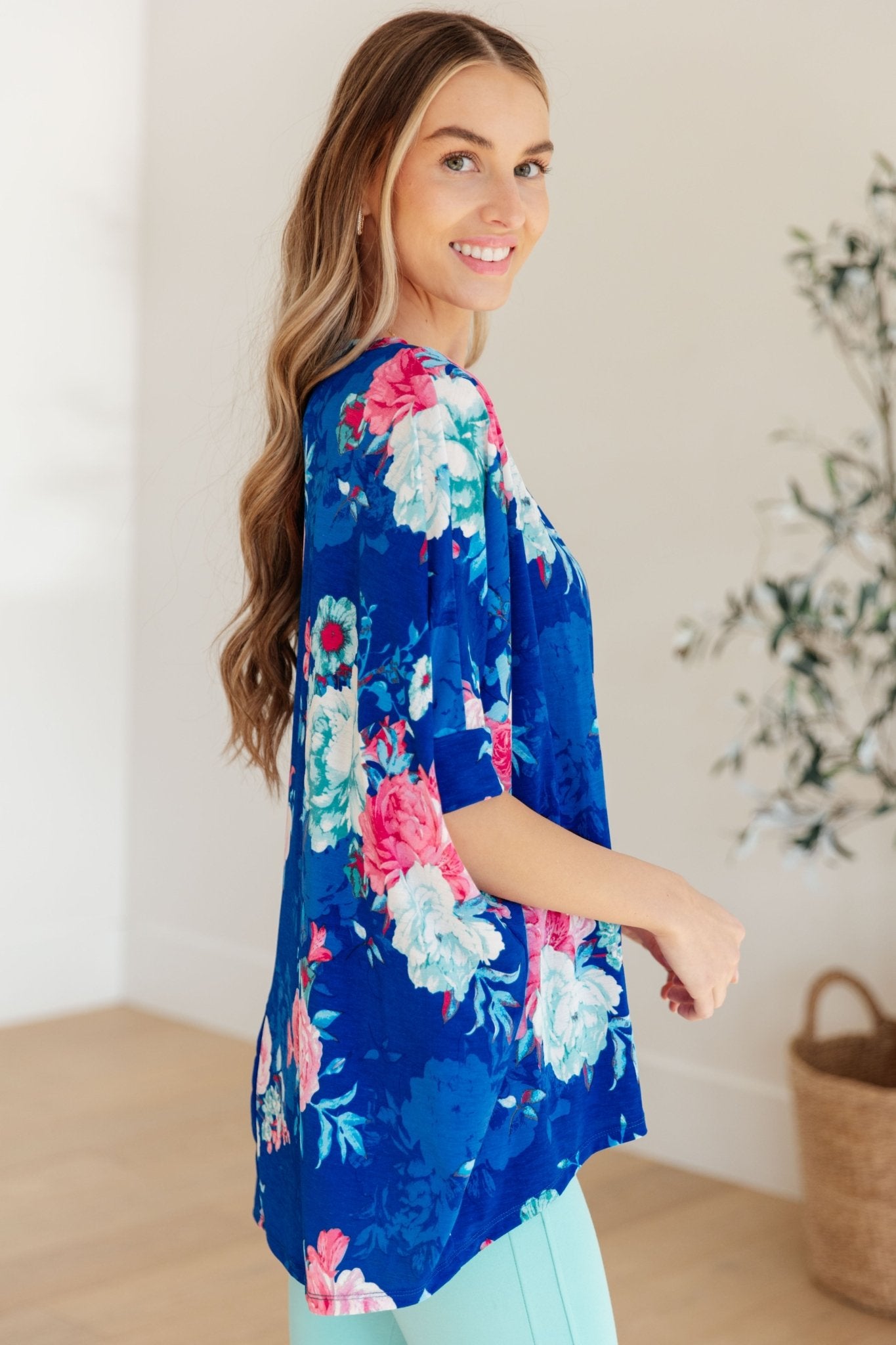 Essential Blouse in Royal and Pink Floral (Online Exclusive) - Uptown Boutique Ramona