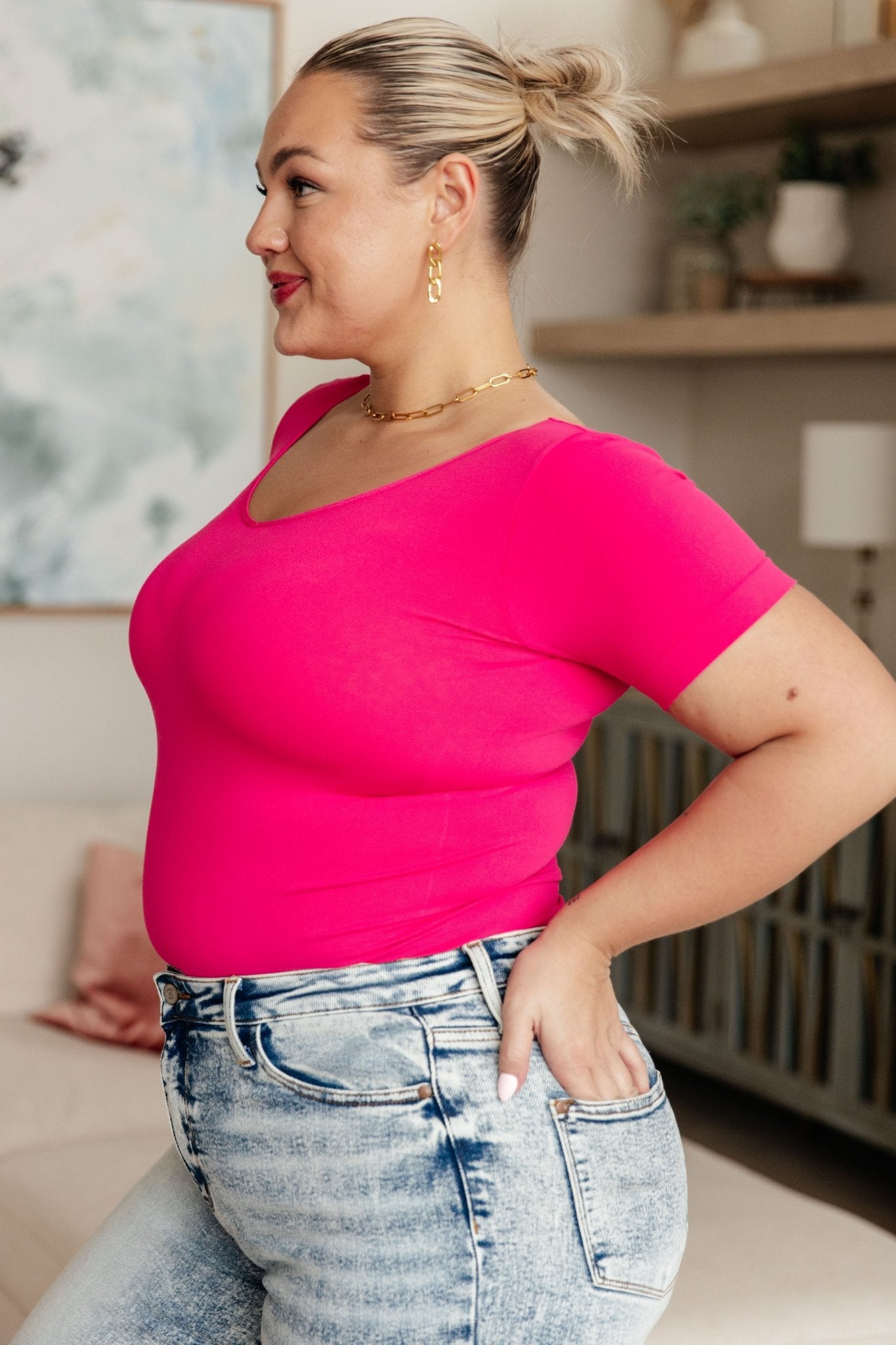 Everyday Scoop Neck Short Sleeve Top in Fuchsia (Online Exclusive) - Uptown Boutique Ramona