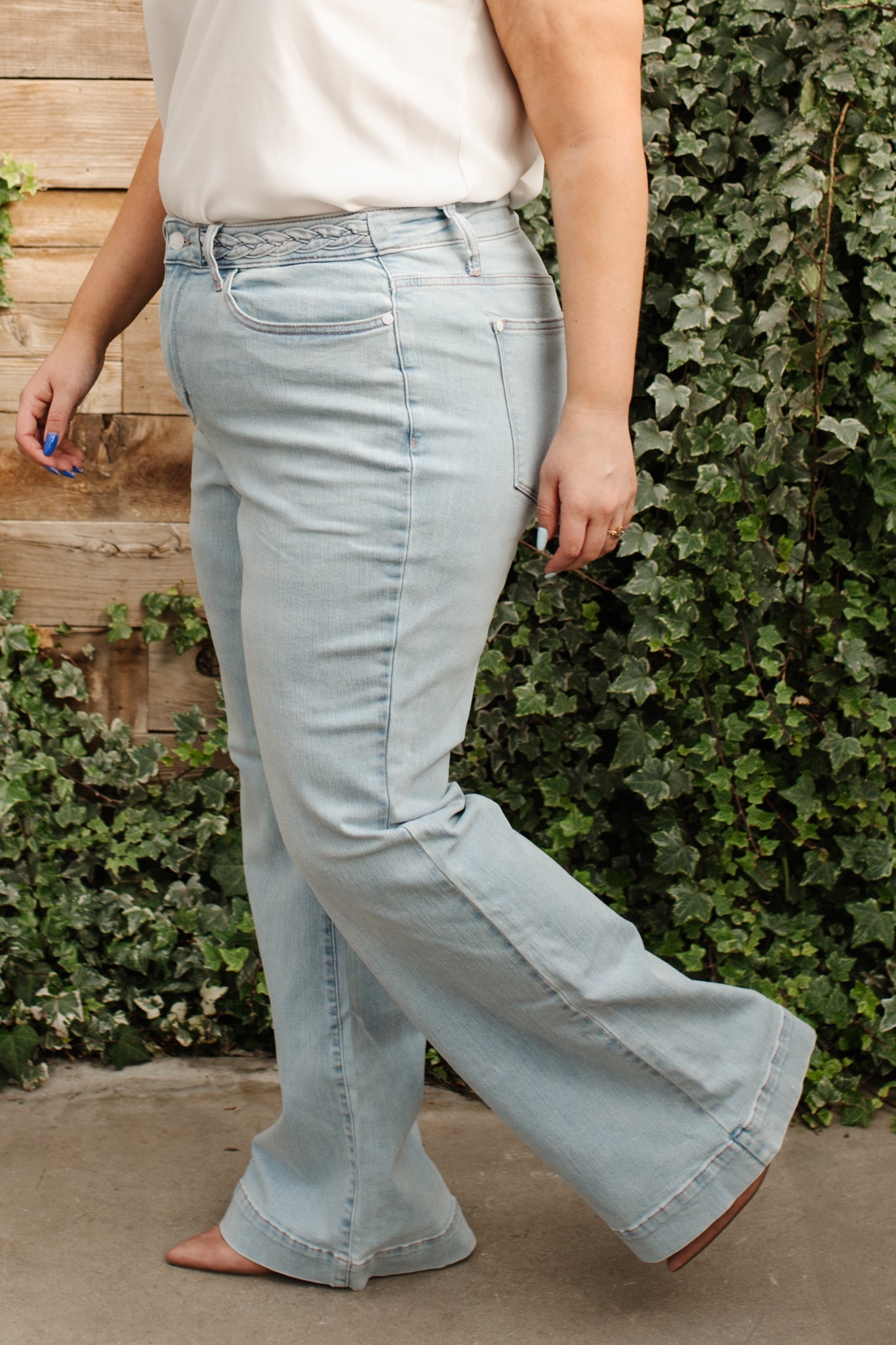 Fiona Hi - Rise Braided Waistband Jeans (Online Exclusive) - Uptown Boutique Ramona