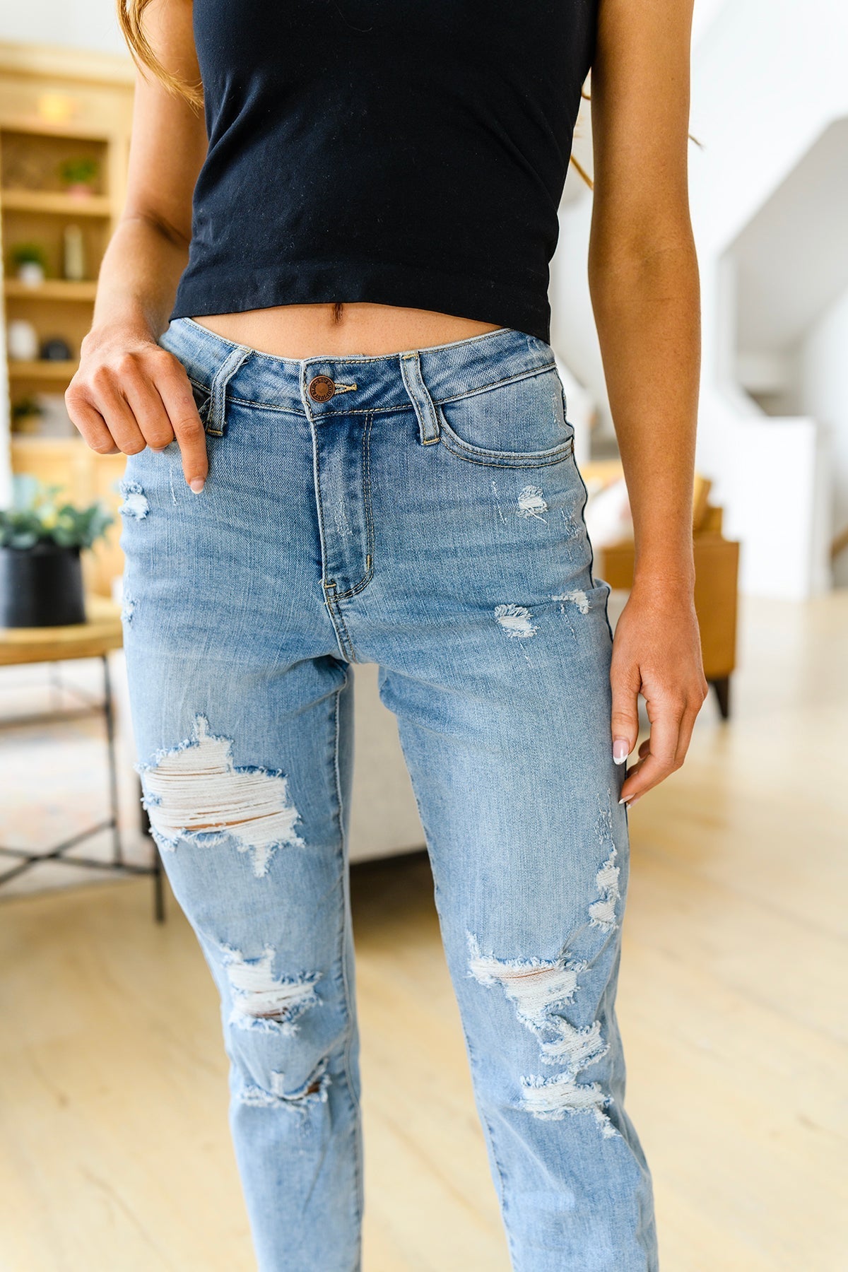 Florence High Waist Destroyed Boyfriend Jeans (Online Exclusive) - Uptown Boutique Ramona