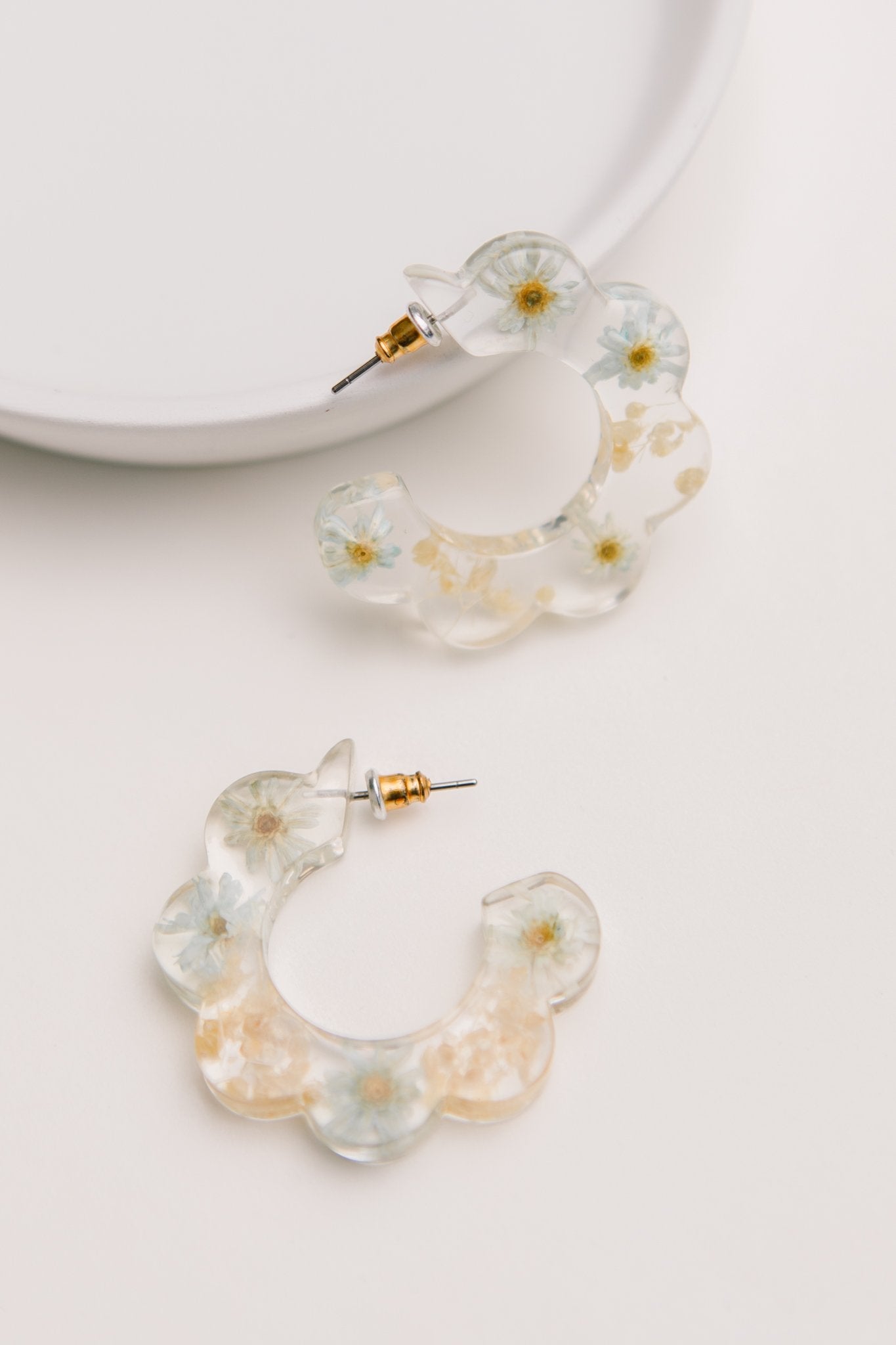 Flower Scalloped Earrings (Online Exclusive) - Uptown Boutique Ramona