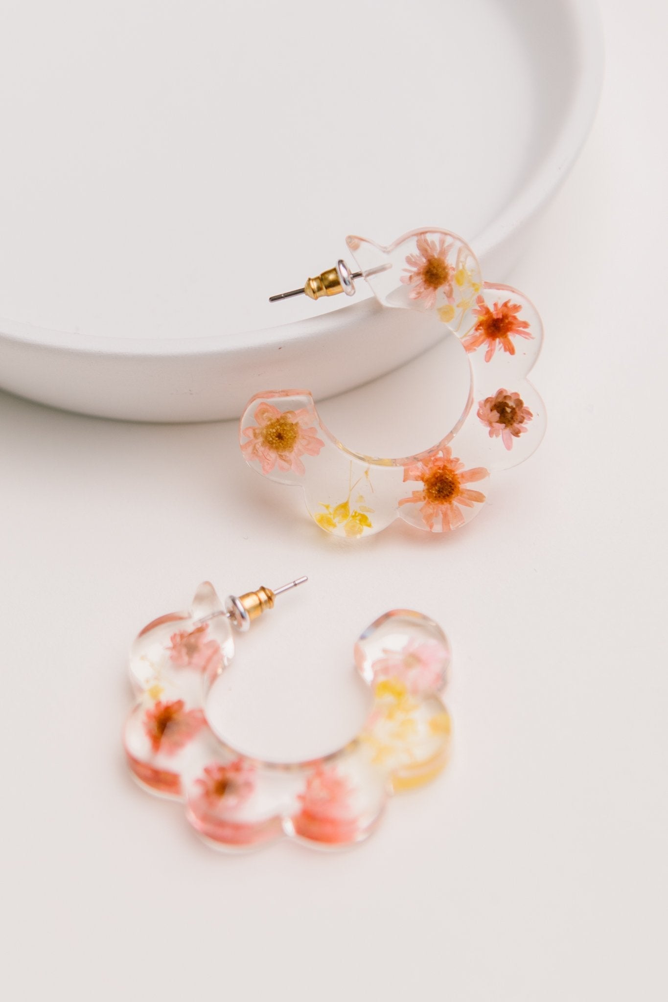 Flower Scalloped Earrings (Online Exclusive) - Uptown Boutique Ramona