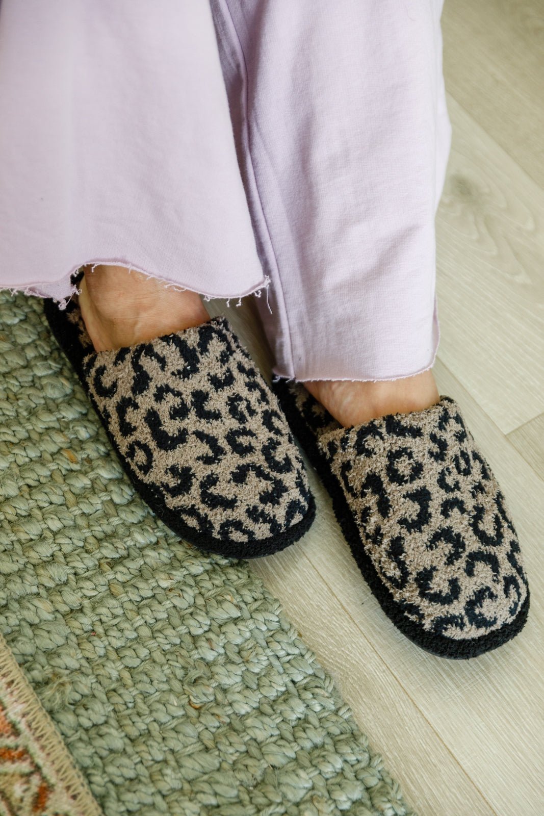 Fuzziest Feet Animal Print Slippers In Mocha (Online Exclusive) - Uptown Boutique Ramona