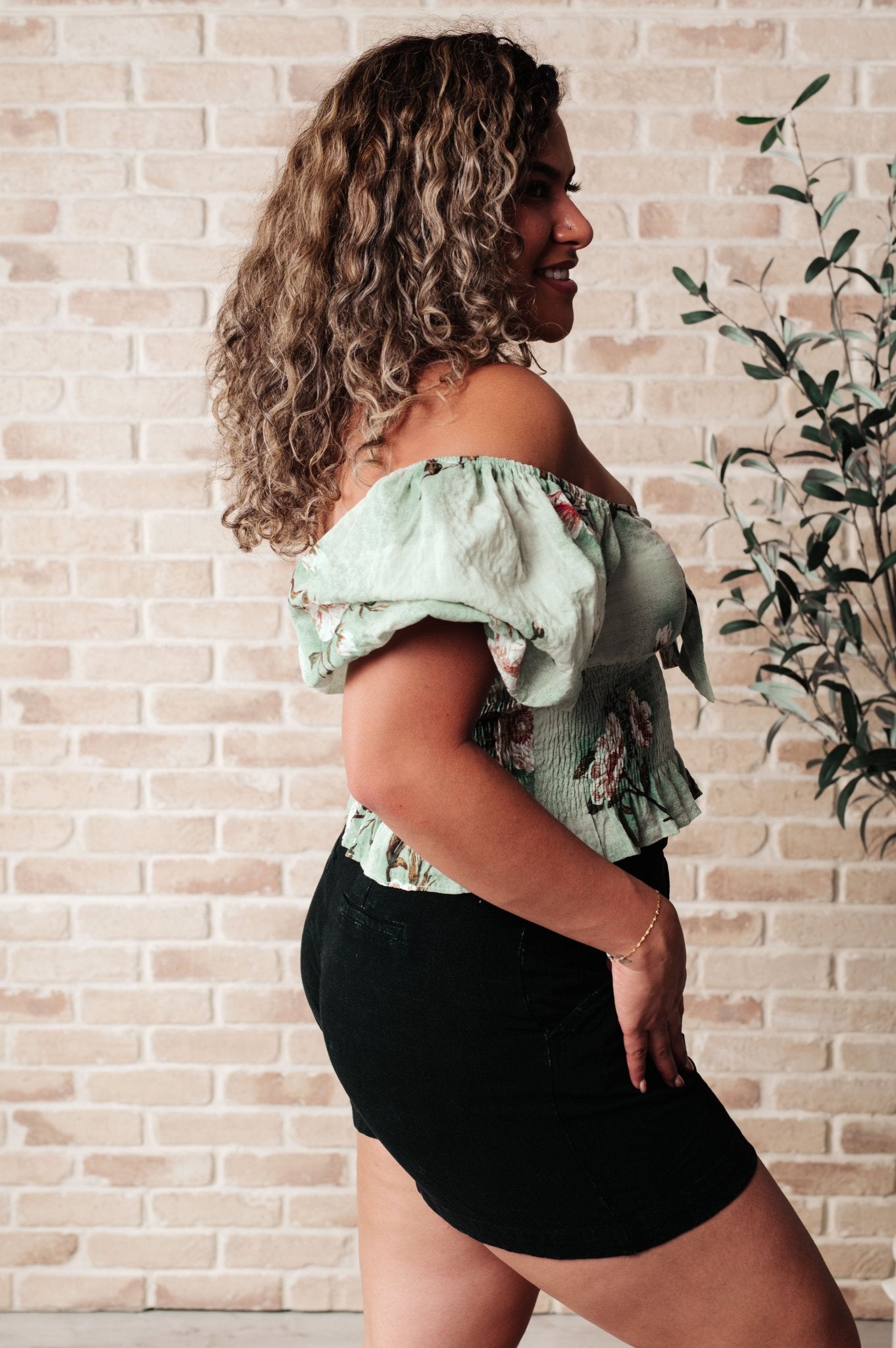 Garden of Eden Balloon Sleeve Top in Sage (Online Exclusive) - Uptown Boutique Ramona