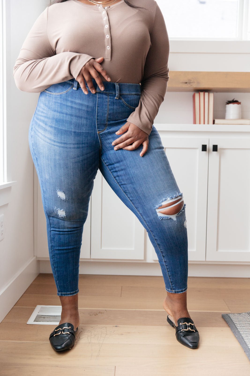 Get Together Mid - Rise Skinny Jegging (Online Exclusive) - Uptown Boutique Ramona