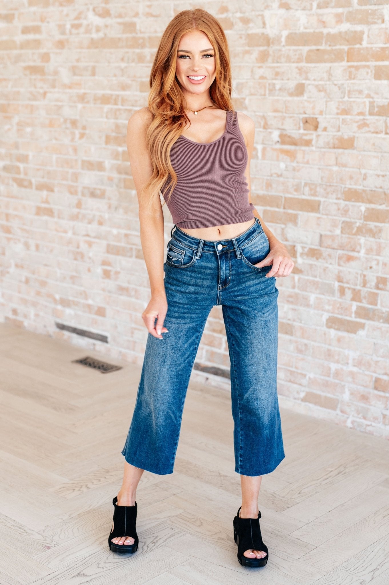 Hayes High Rise Wide Leg Crop Jeans - Uptown Boutique Ramona