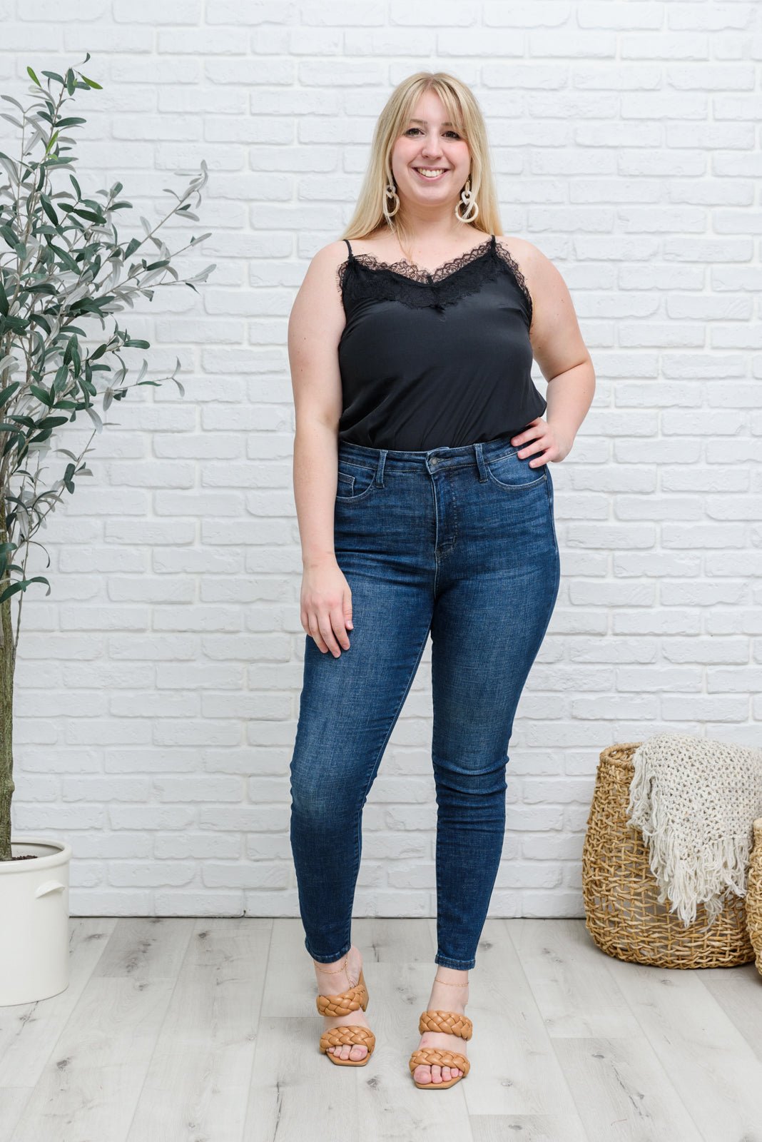 Infinite Memories Lace Bodysuit In Black (Online Exclusive) - Uptown Boutique Ramona