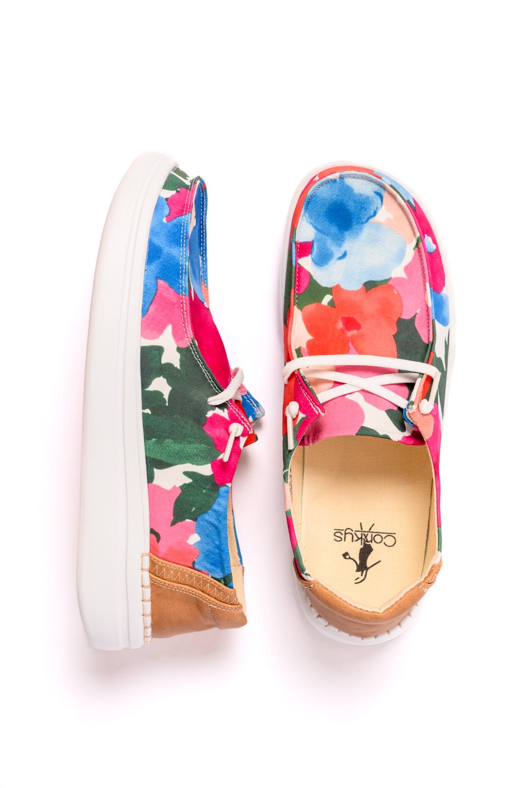 Kayak 2 Shoes in Floral (Online Exclusive) - Uptown Boutique Ramona