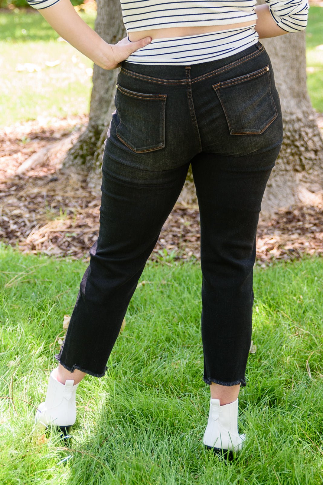 Kelbie Destroyed Hem Crop Jeans (Online Exclusive) - Uptown Boutique Ramona