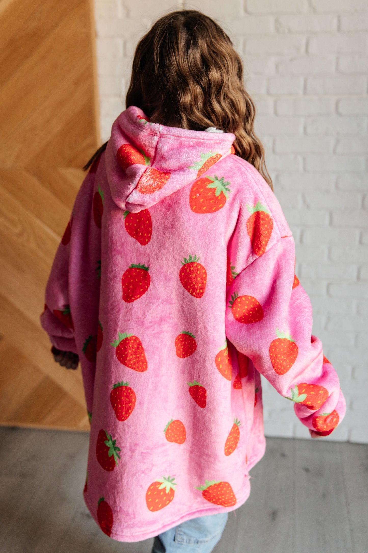 Kids Oversized Hoodie Blanket in Strawberry (Online Exclusive)