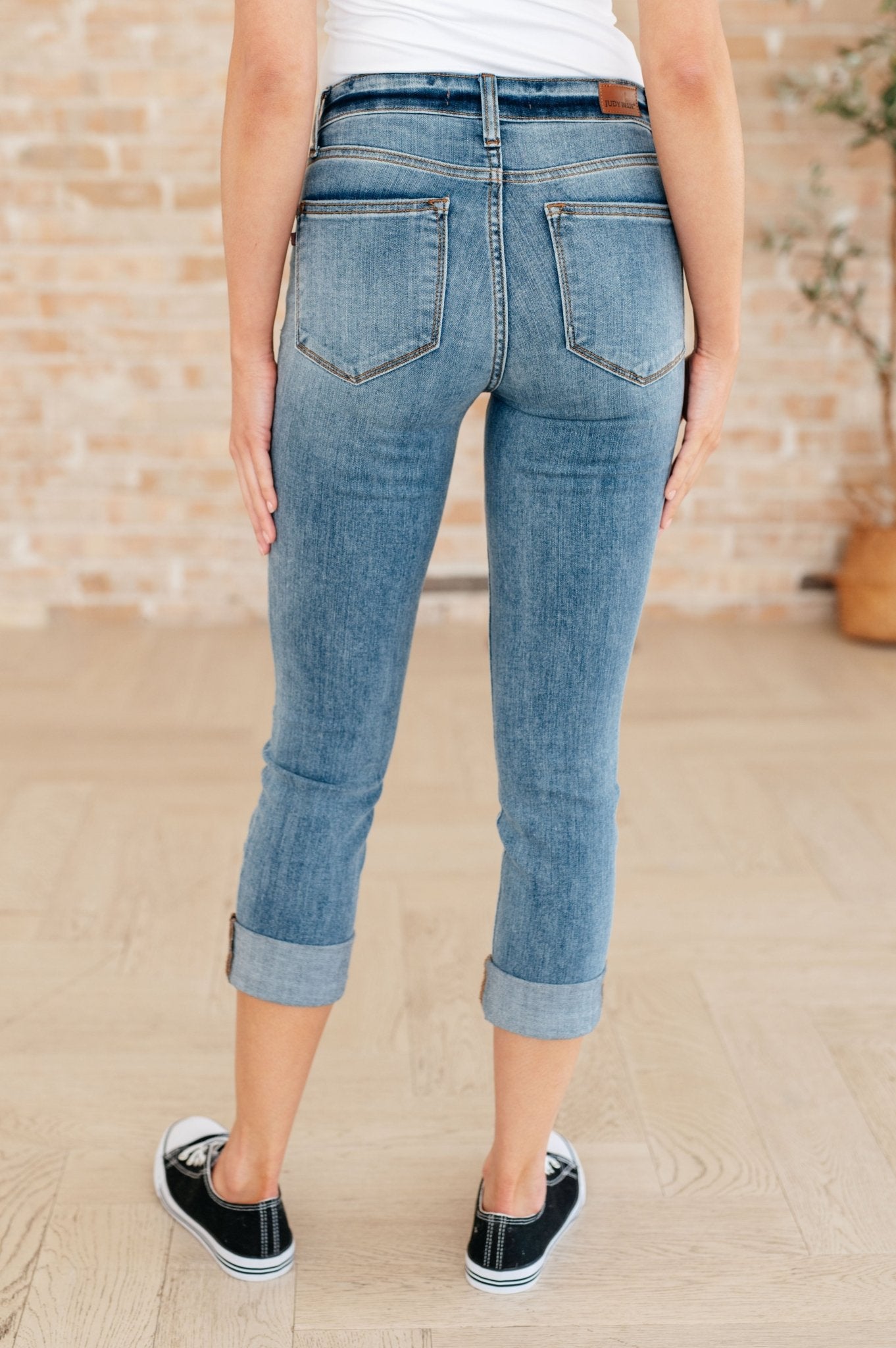 Laura Mid Rise Cuffed Skinny Capri Jeans (Online Exclusive) - Uptown Boutique Ramona