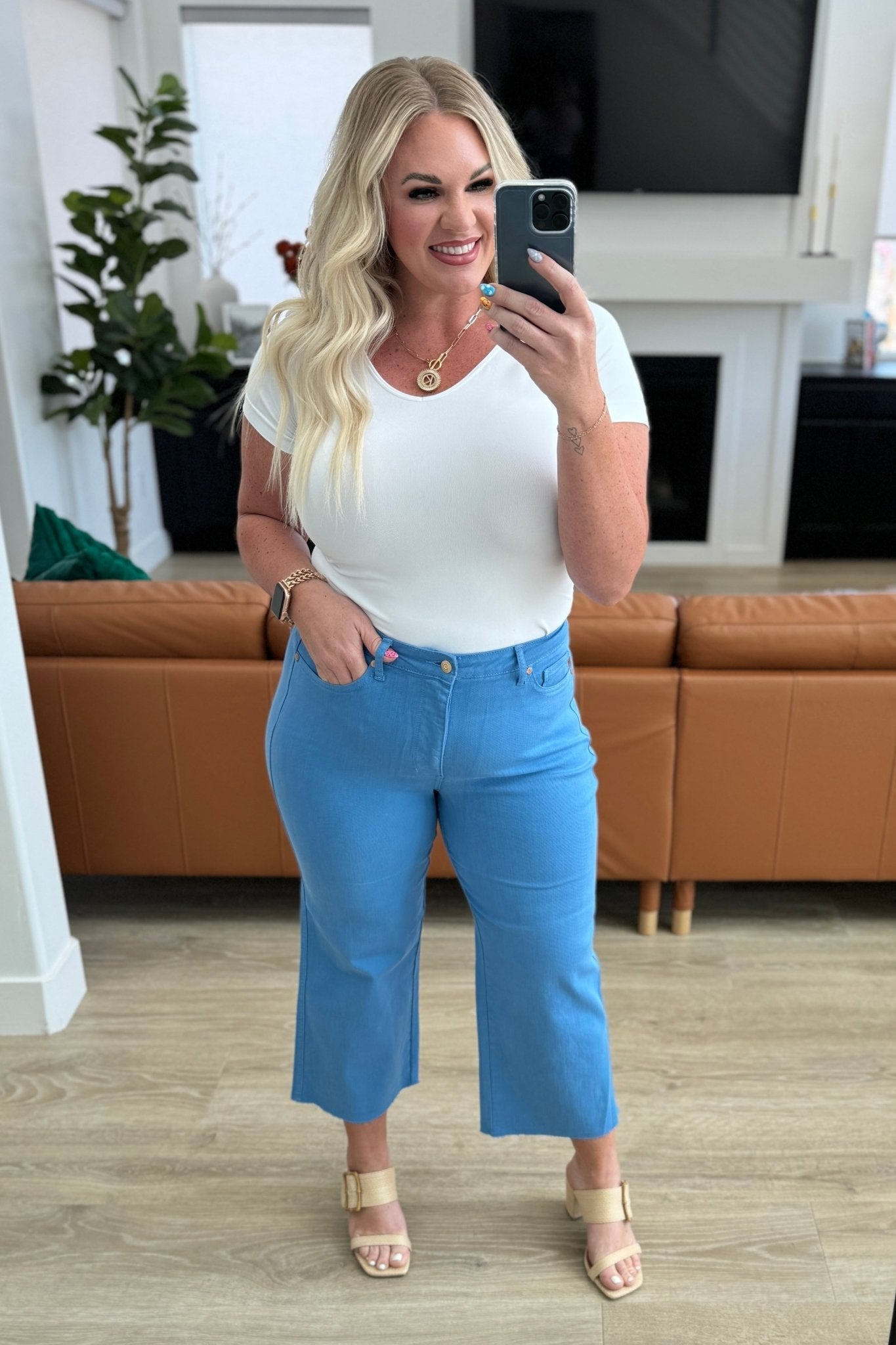 Lisa High Rise Control Top Wide Leg Crop Jeans in Sky Blue (Online Exclusive) - Uptown Boutique Ramona