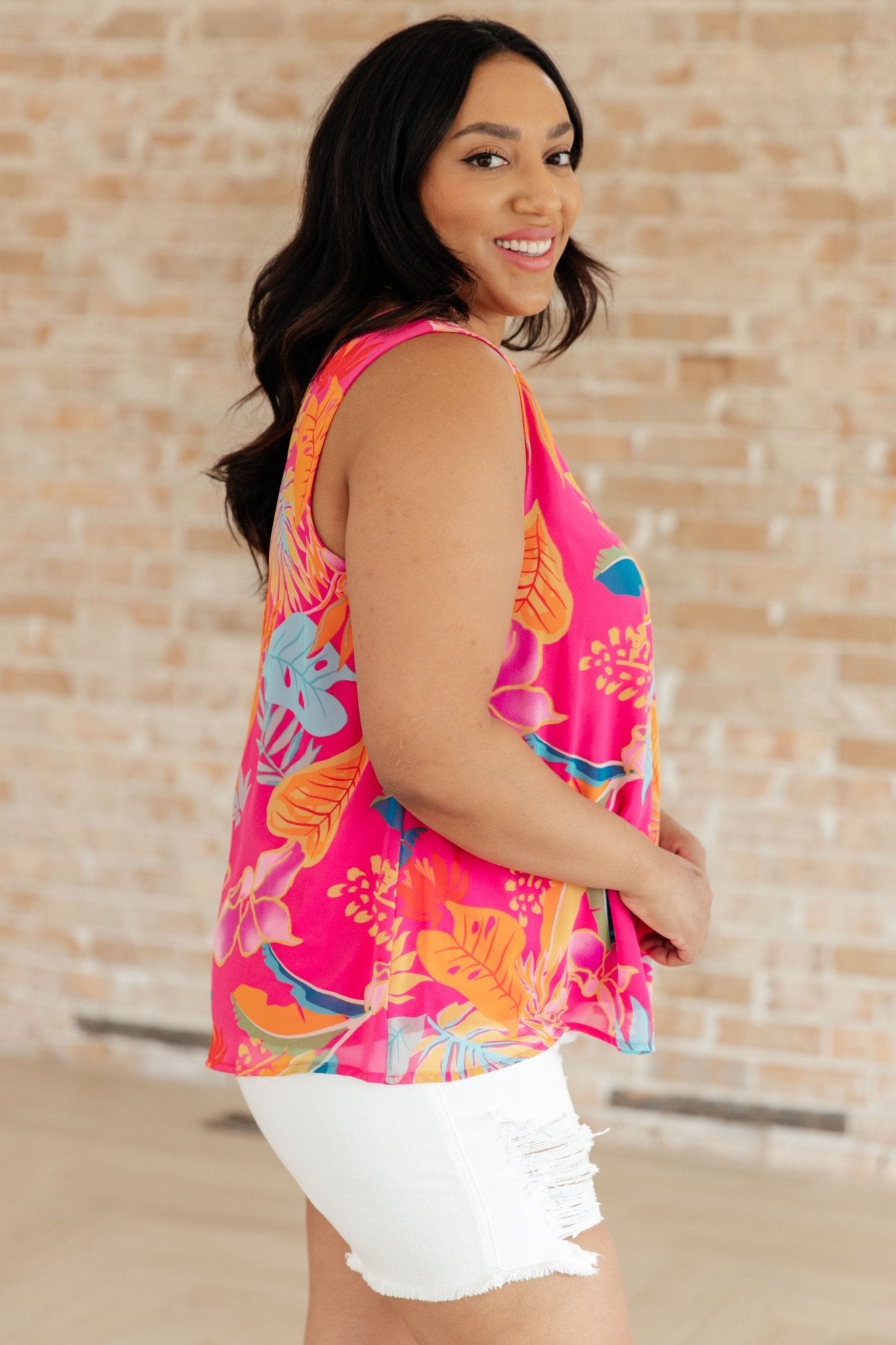 Love Me Like You Do Floral Sleeveless Blouse (Online Exclusive) - Uptown Boutique Ramona