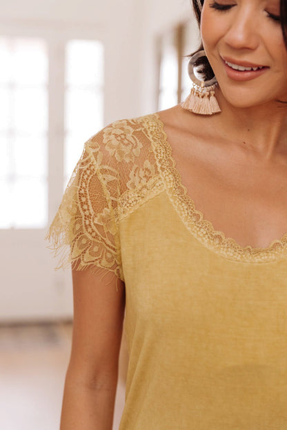 Lovely Lace Tee In Yellow (Online Exclusive) - Uptown Boutique Ramona