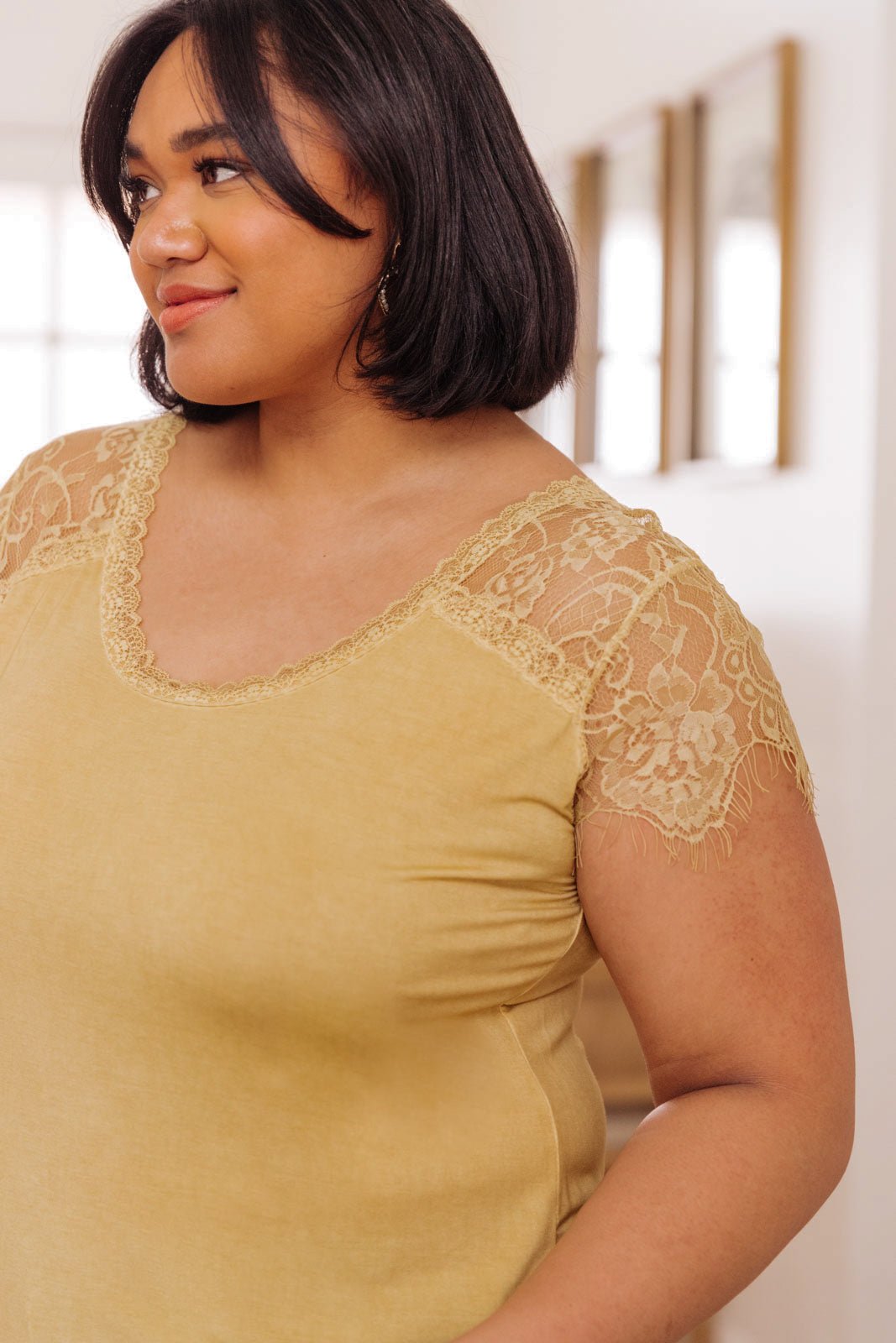 Lovely Lace Tee In Yellow (Online Exclusive) - Uptown Boutique Ramona