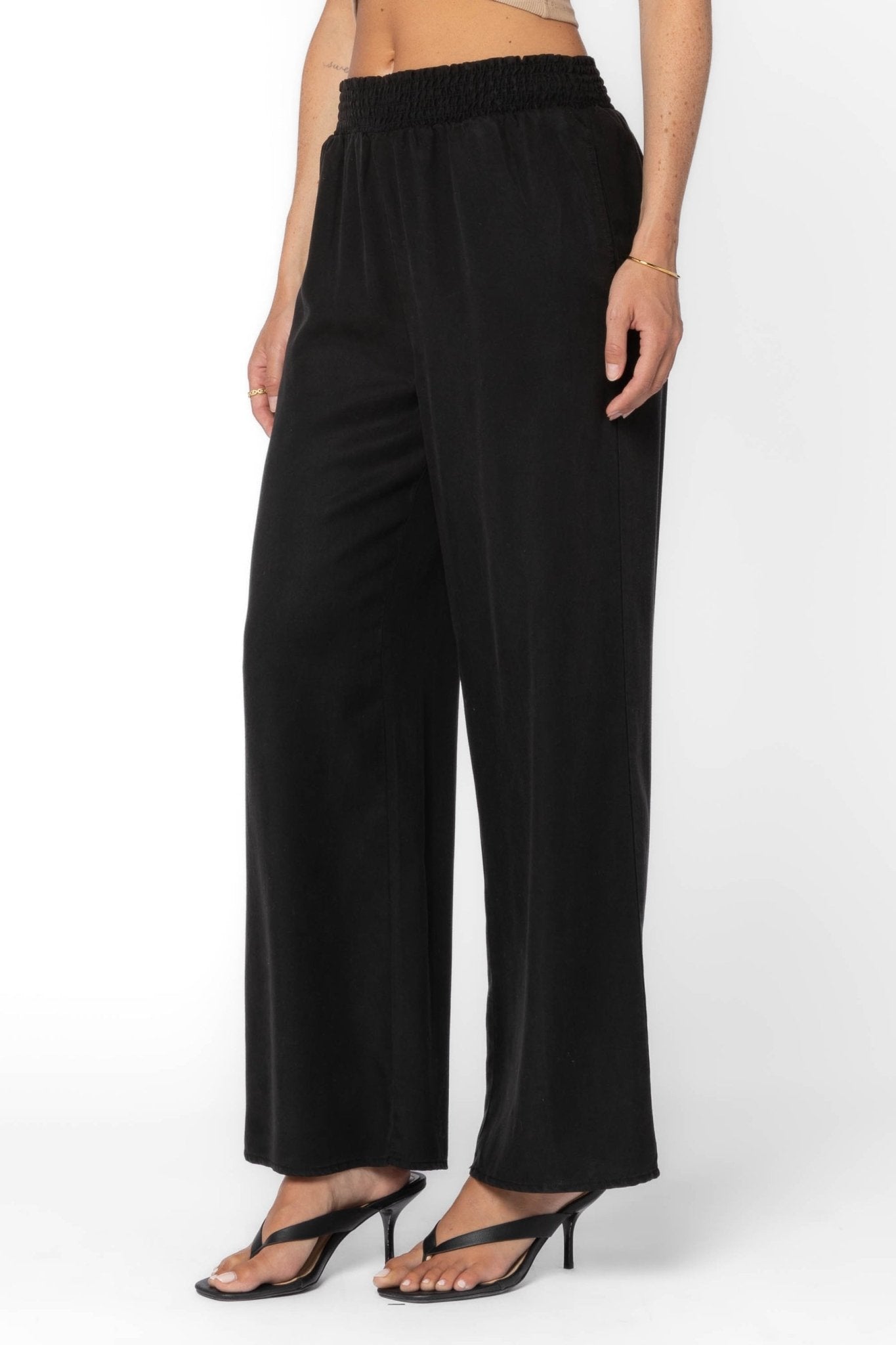 MORELIA BLACK PANTS - Uptown Boutique Ramona