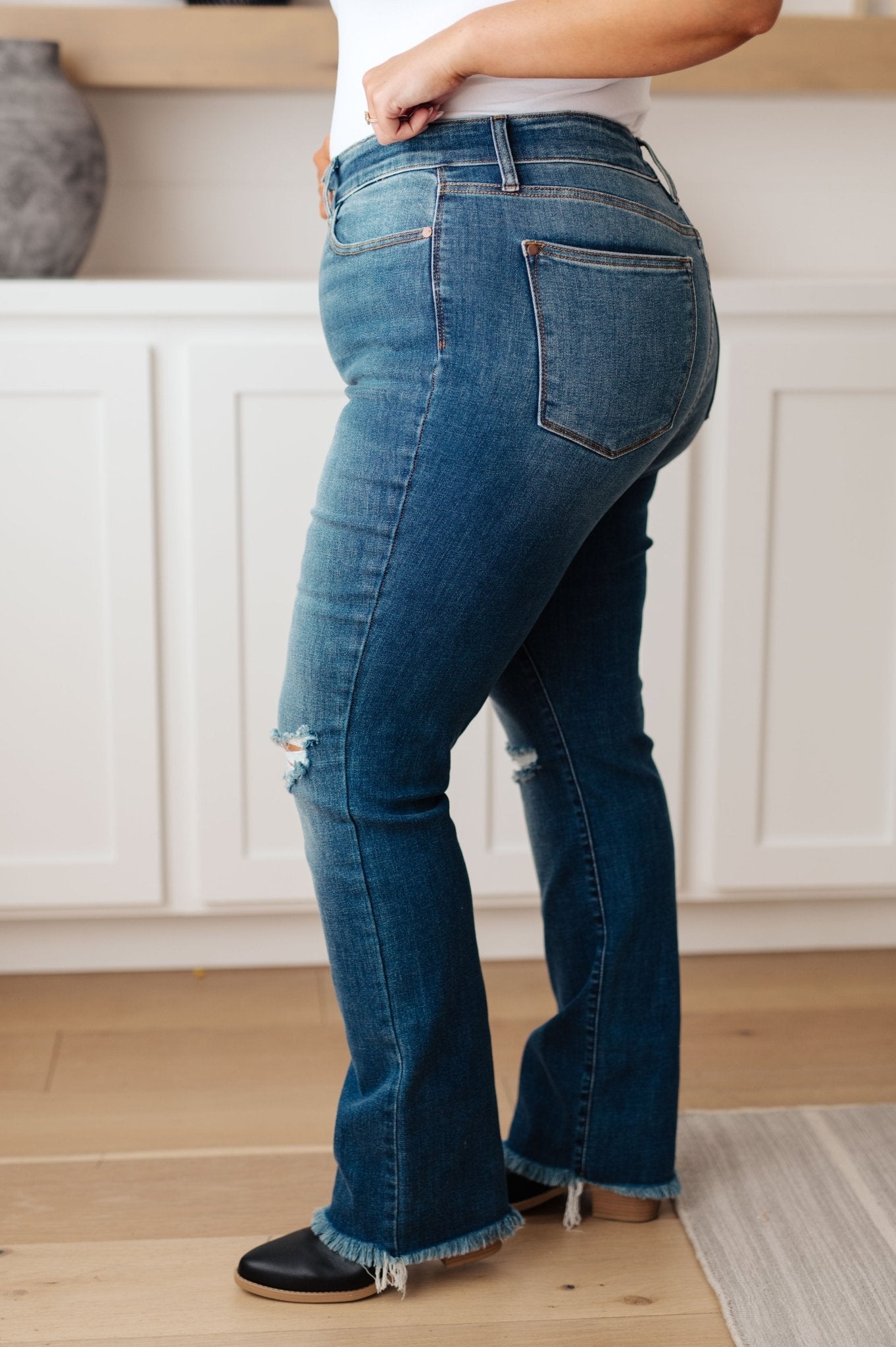 Morgan High Rise Distressed Straight Jeans (Online Exclusive) - Uptown Boutique Ramona