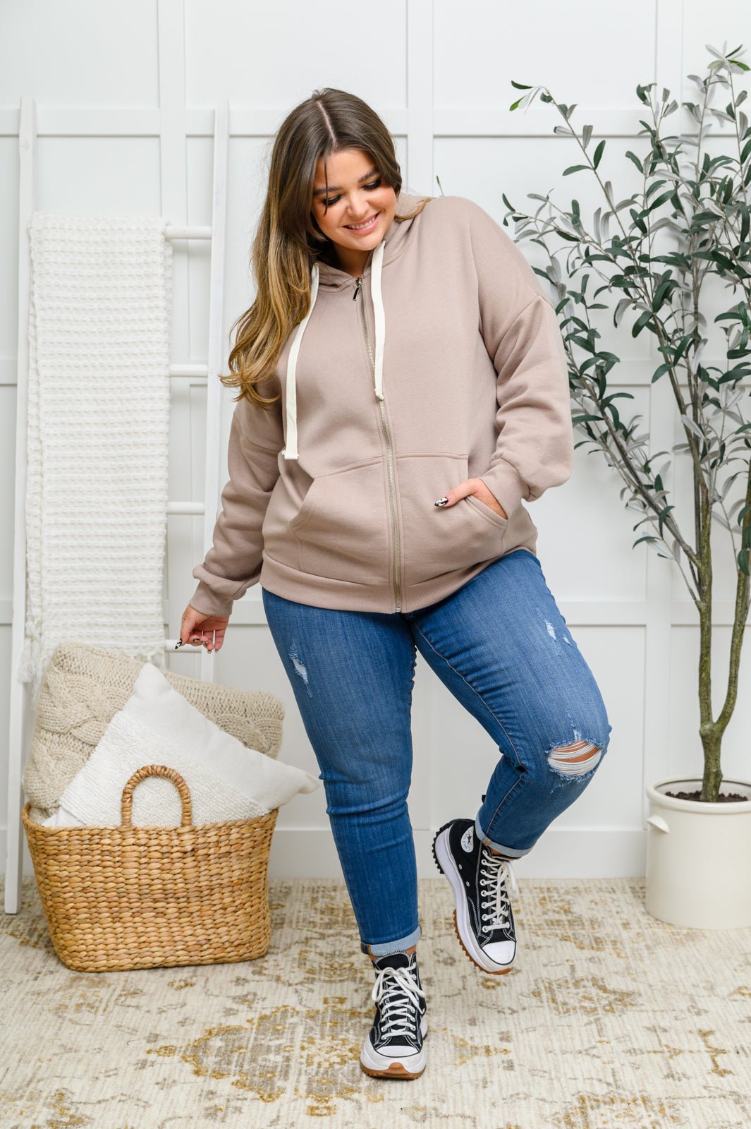 Nikki Mid - Rise Destroyed Boyfriend Jeggings (Online Exclusive) - Uptown Boutique Ramona