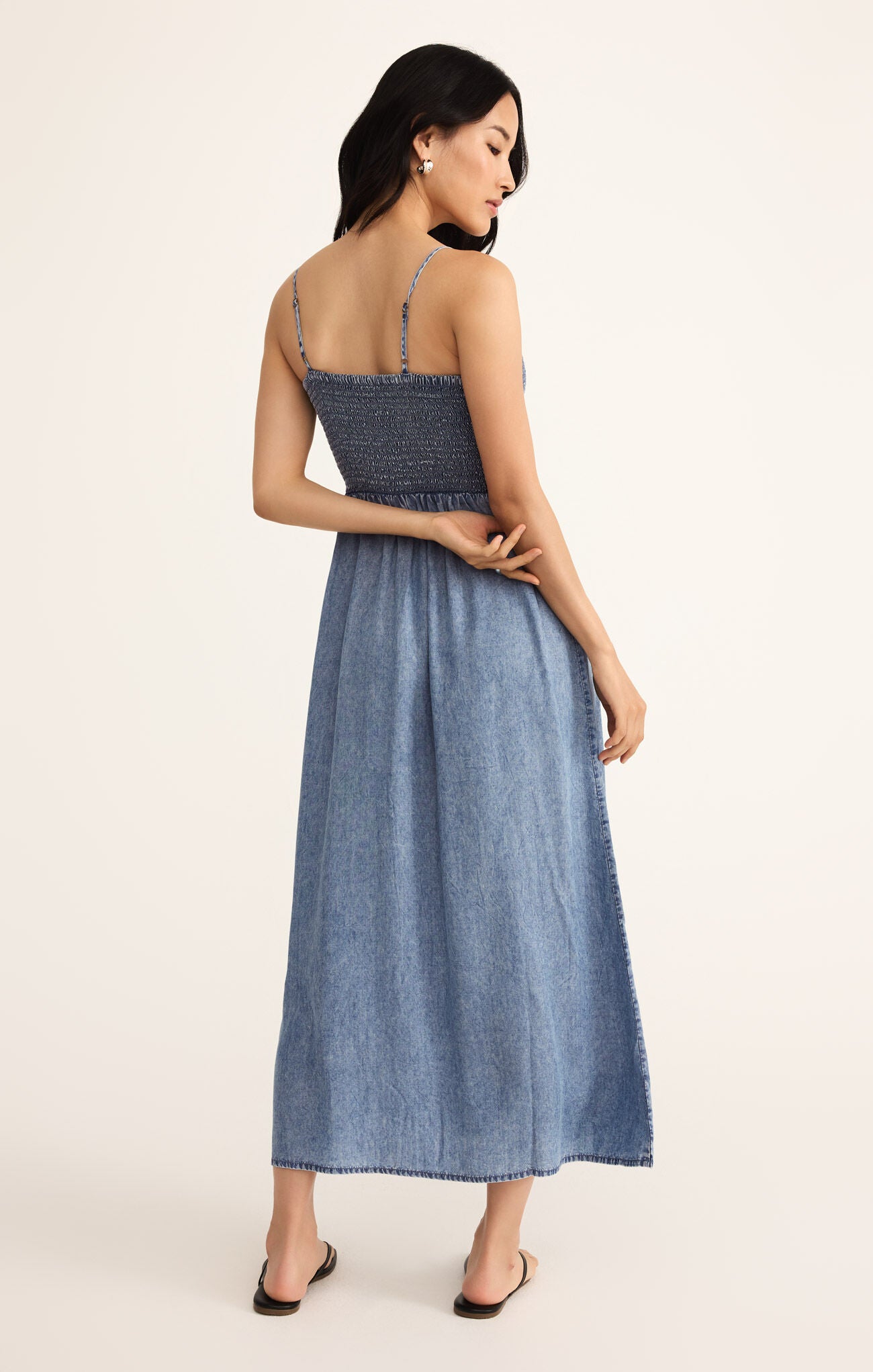 Bayside Chambray Maxi DRESS-MEDIUM Chambray M Bayside Chambray Maxi DRESS-MEDIUM Chambray M