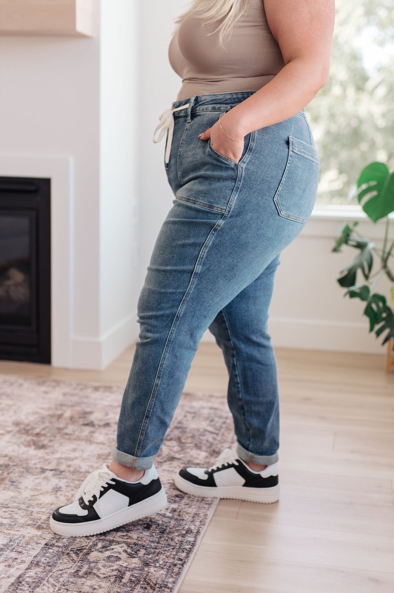 Payton Pull On Denim Joggers in Medium Wash (Online Exclusive) - Uptown Boutique Ramona