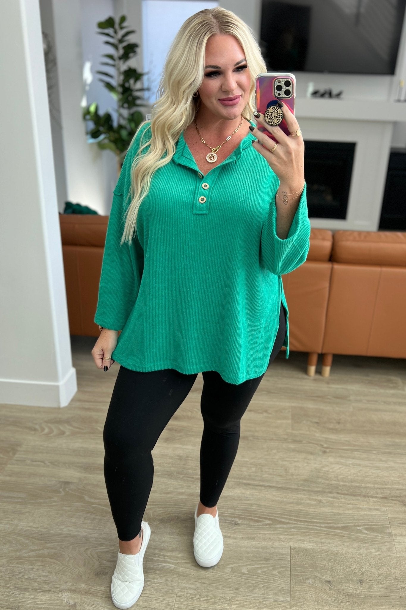 Ribbed Brushed Hacci Henley in Kelly Green (Online Exclusive) - Uptown Boutique Ramona