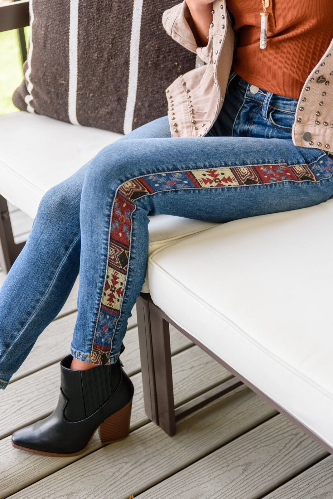 Rio Western Print Relaxed Jeans (Online Exclusive) - Uptown Boutique Ramona