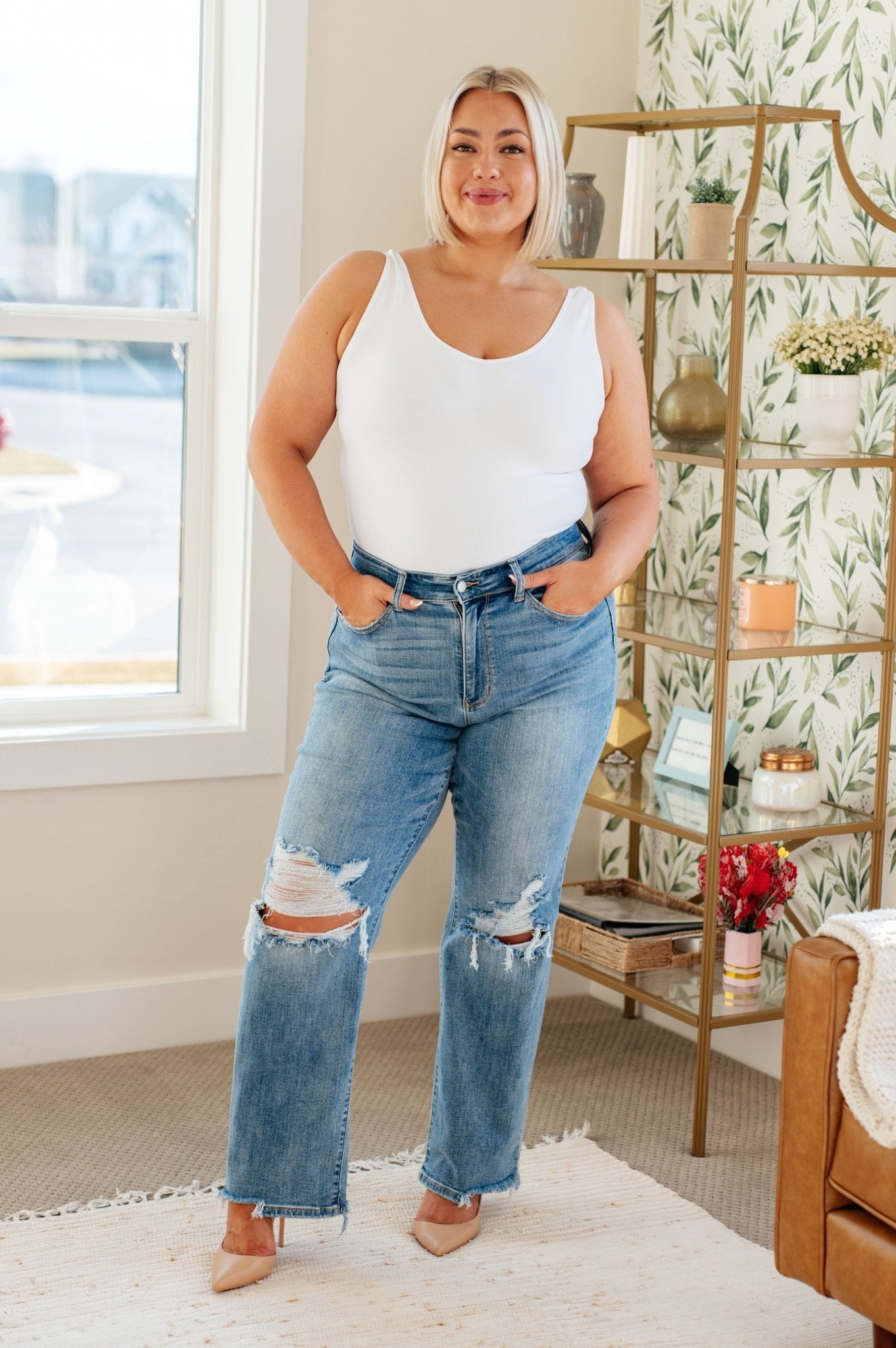 Rose High Rise 90's Straight Jeans in Light Wash (Online Exclusive) - Uptown Boutique Ramona