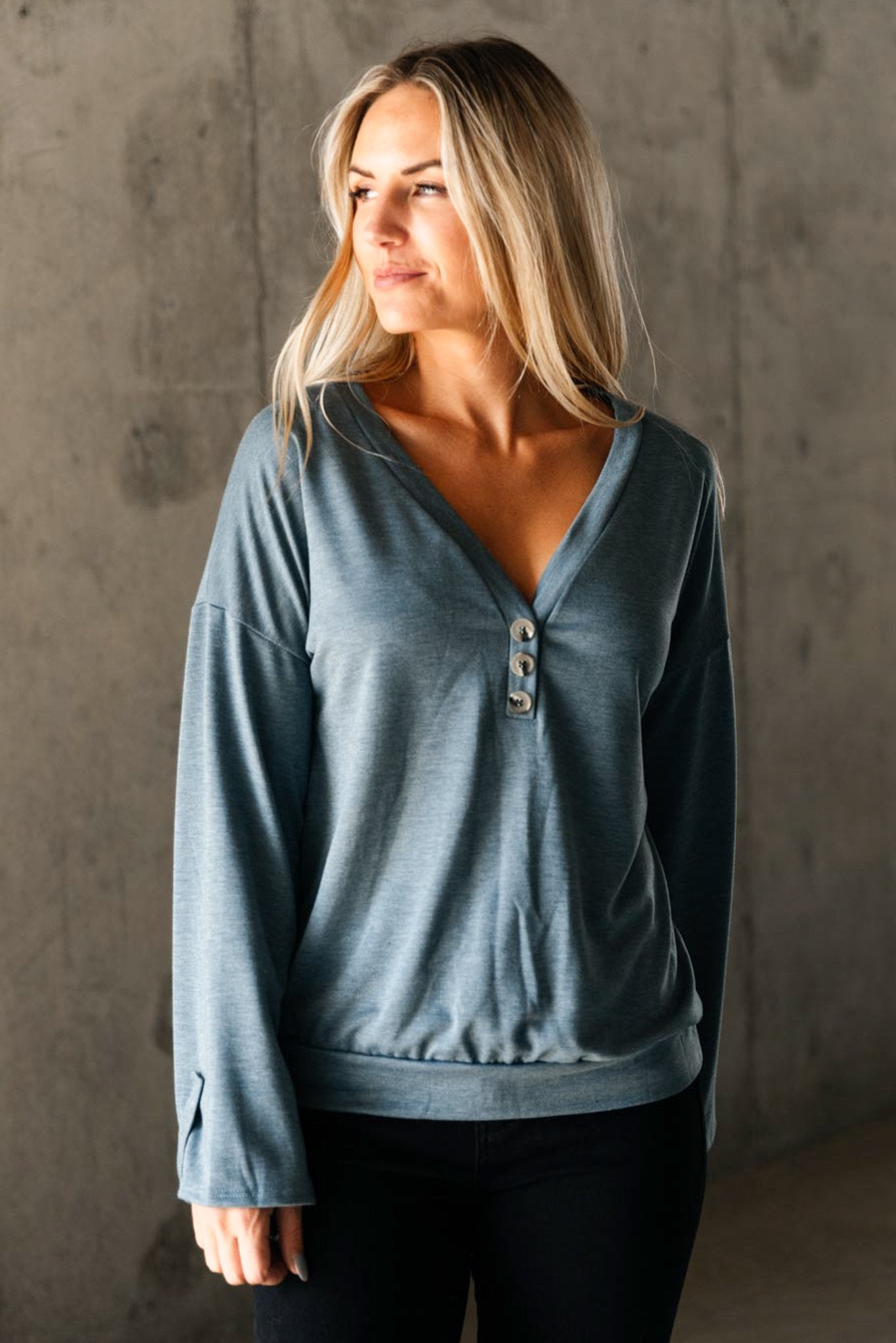Throw On And Go Top in Teal (Online Exclusive)