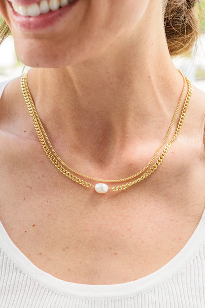 Collar de perlas Alexa (exclusivo en línea)