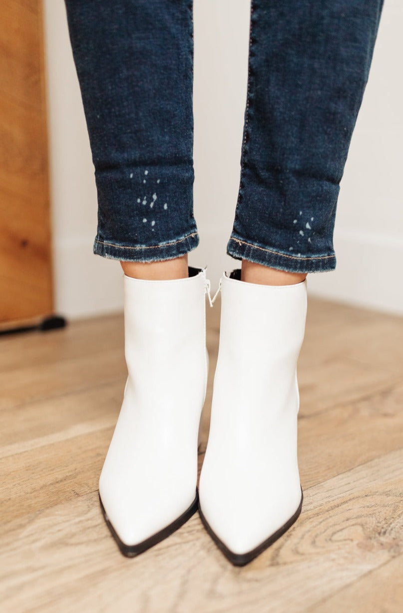 Amari Ankle Boots in White (Online Exclusive)