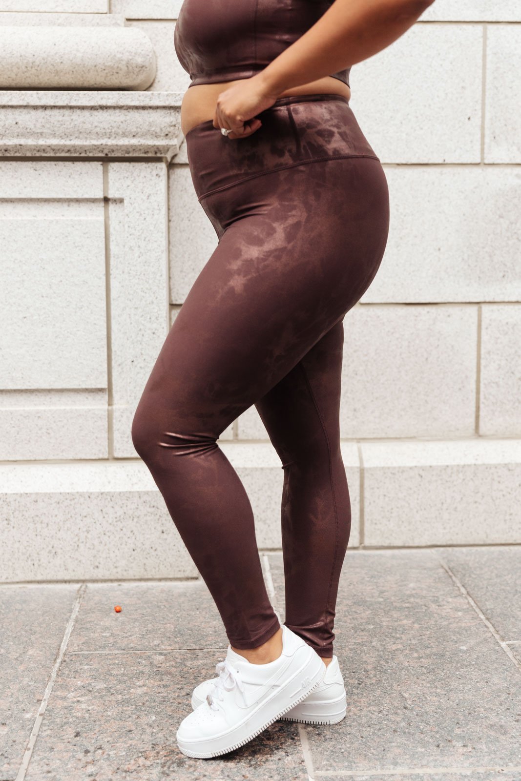 Four-Way Stretch Flared Leggings Women Workout Yoga Pants Sports Wide Leg  Tights - China High Waist Leggings and Squat Proof Leggings price