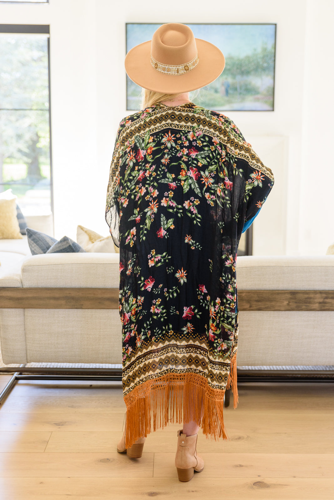Can't Look Away - Kimono à franges florales (exclusivité en ligne)