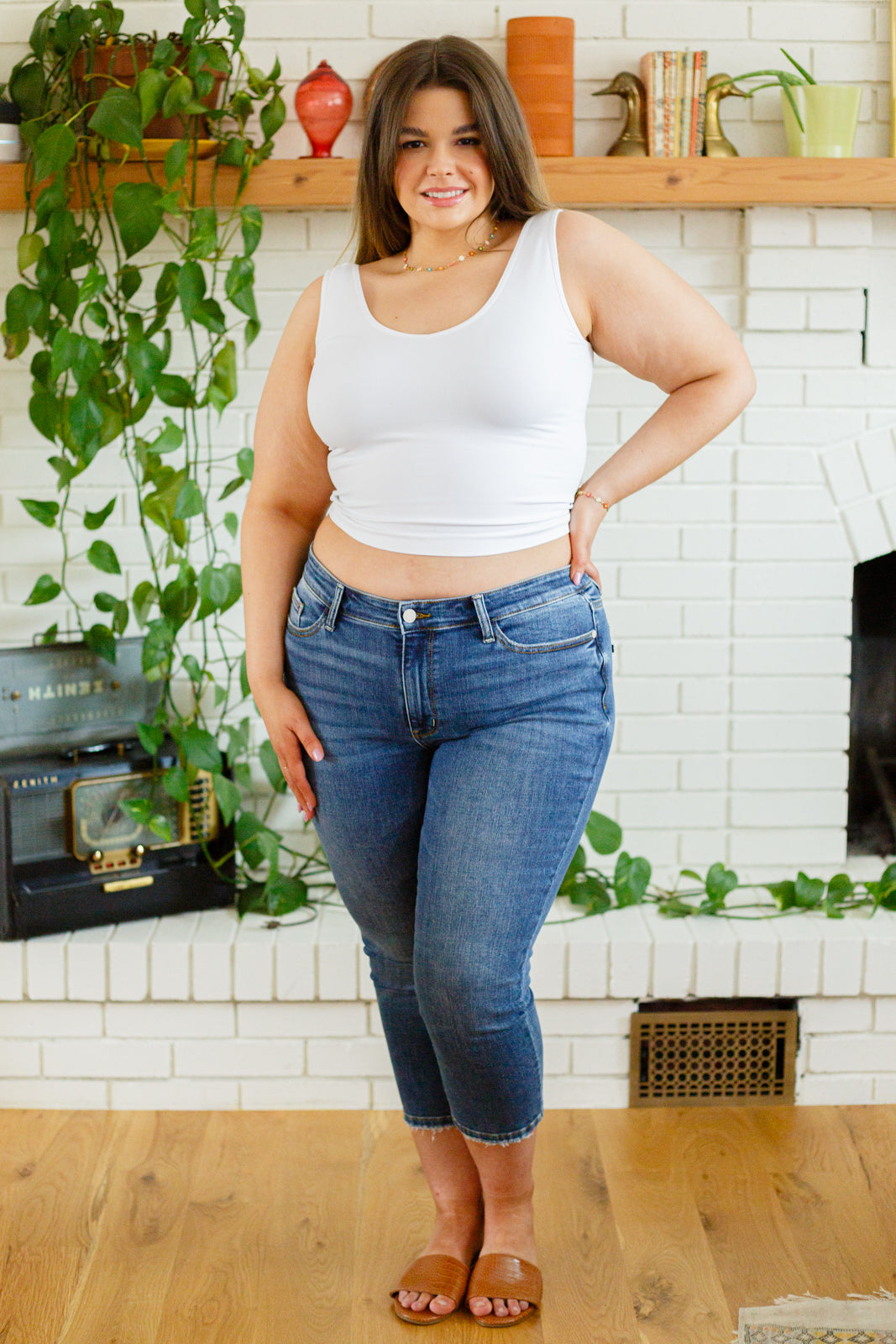 Carefree Seamless Reversible Tank in White (Online Exclusive) – Uptown  Boutique Ramona
