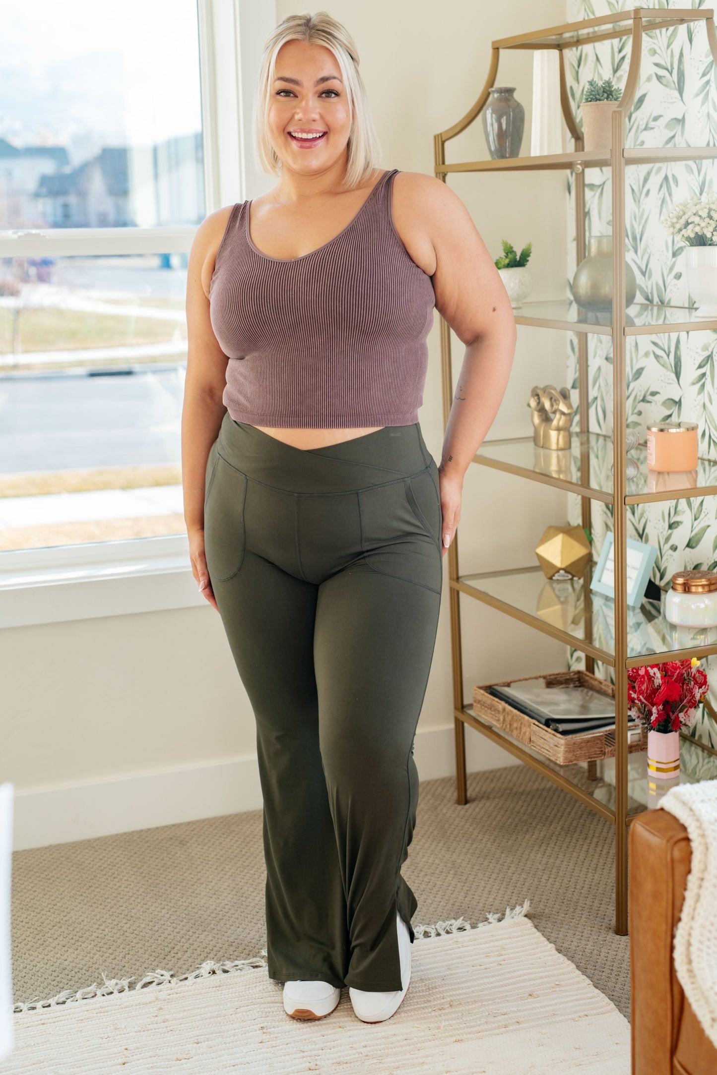 On the Move V Front Flare Leggings in Olive (Online Exclusive)
