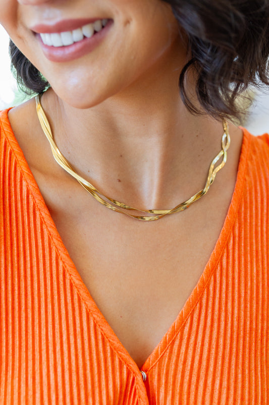 Don't Get it Twisted Herringbone Twist Necklace (Online Exclusive)