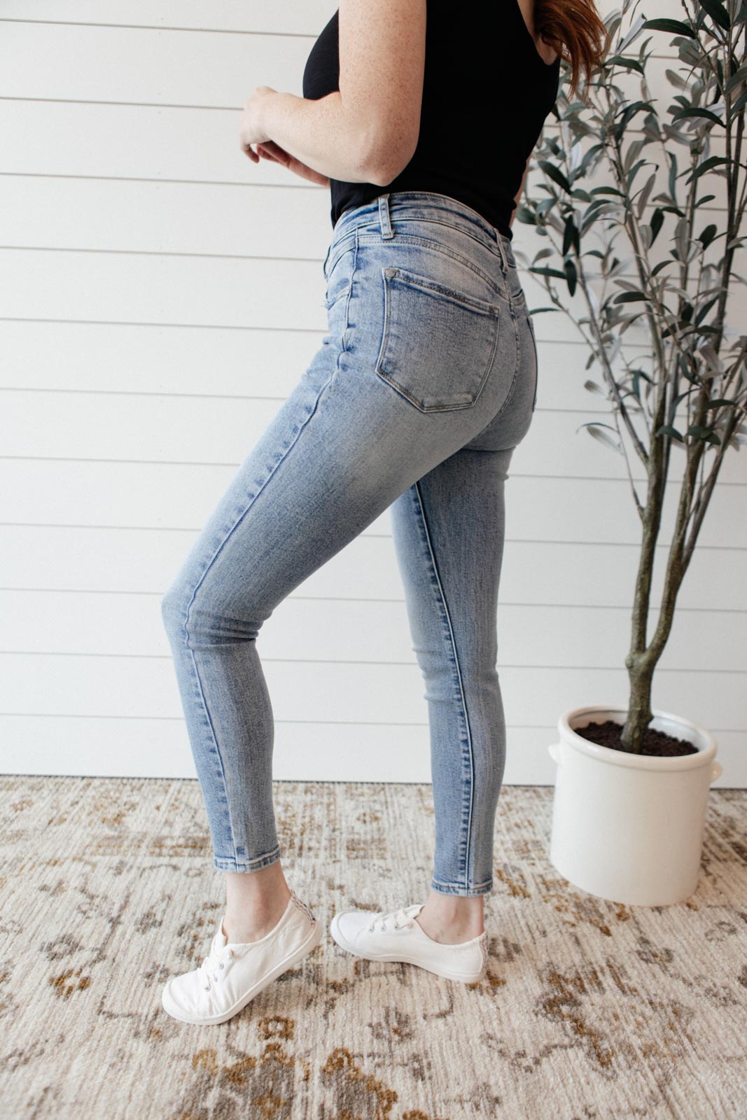 Feeling Blue Jeans (Online Exclusive) (Online Exclusive)
