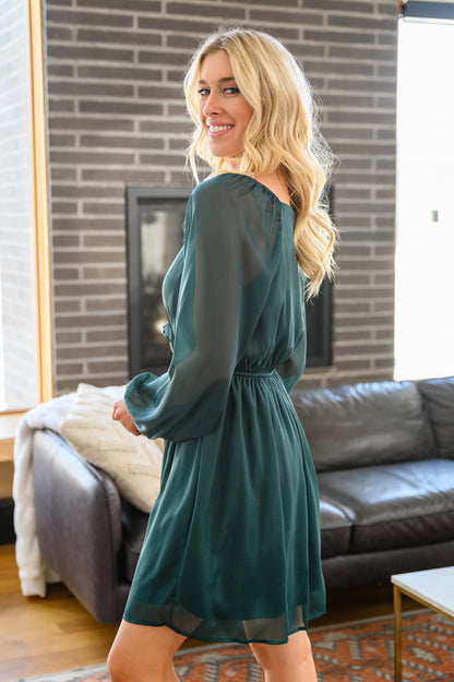 Front And Center Balloon Sleeve Dress in Green (Online Exclusive)
