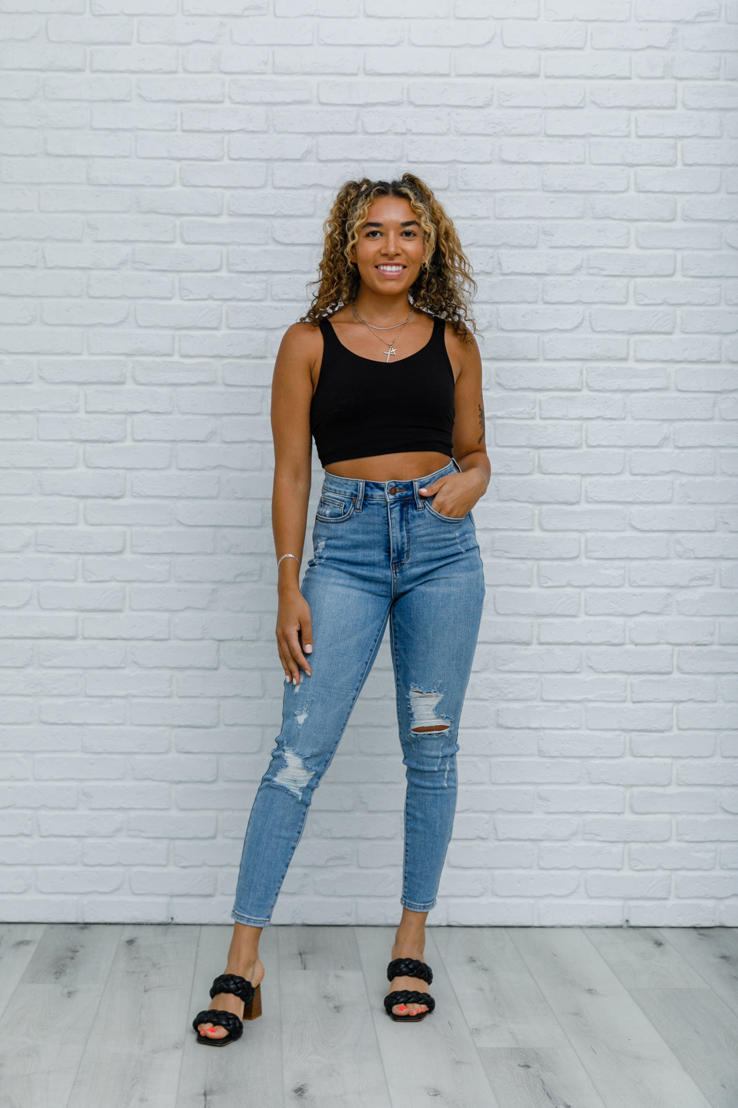 High-Wasted Tummy Control Skinny Jeans (Online Exclusive) – Uptown