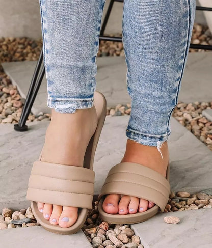 Dottie Slip On Sandals *FS
