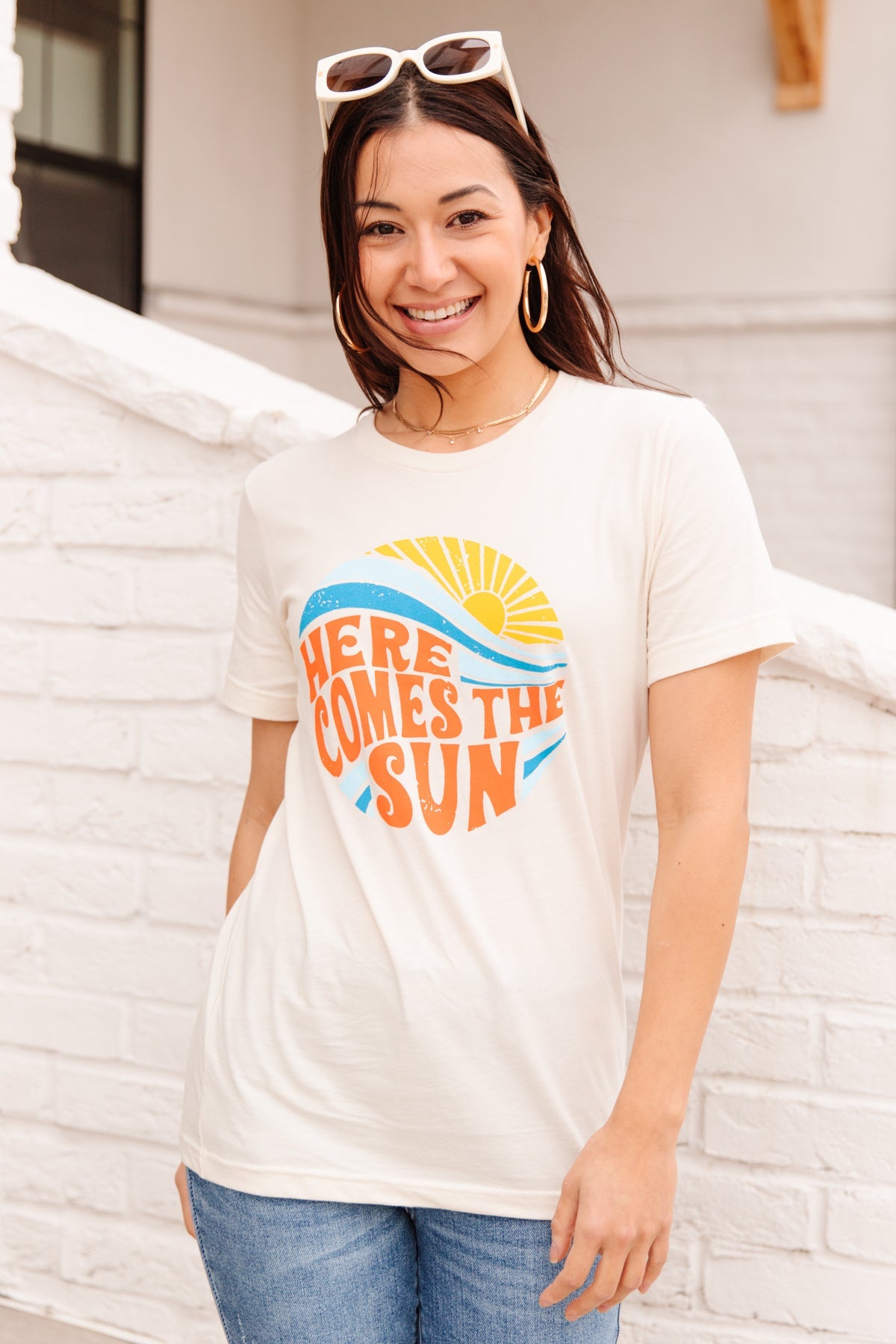 Here Comes the Sun Graphic Tee (Online Exclusive) – Uptown