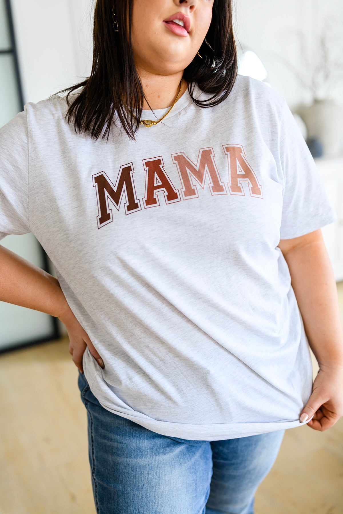 Mama Graphic Tee (Online Exclusive)