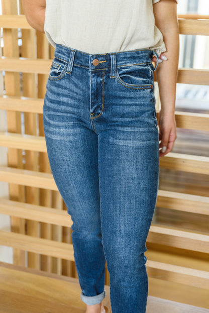 Jean skinny taille moyenne (exclusivité en ligne)